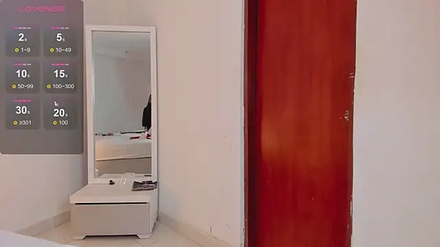 Alhana pulido online show from 12.10.24