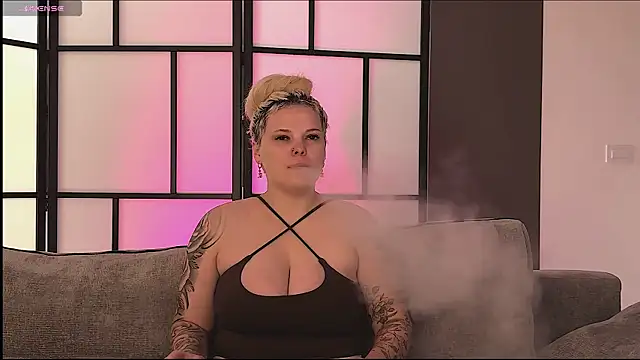 LikaBerry1 online show from 06.30.26