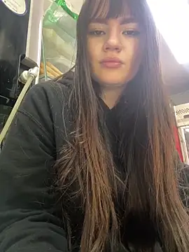 Snapshot of angel_natural chatting on 12.04.25 angel natural online show from 12.04.25