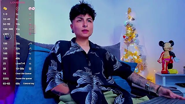 Snapshot of ZuryRamirez_ chatting on 01.08.25 ZuryRamirez  online show from 01.08.25