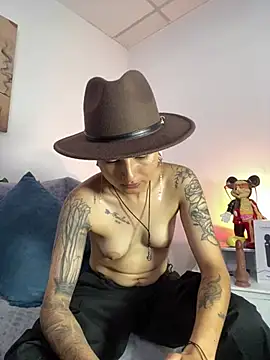 Snapshot of ZuryRamirez_ chatting on 02.02.25 ZuryRamirez  online show from 02.02.25