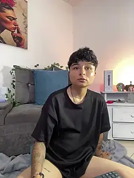 Snapshot of ZuryRamirez_ chatting on 02.05.25 ZuryRamirez  online show from 02.05.25