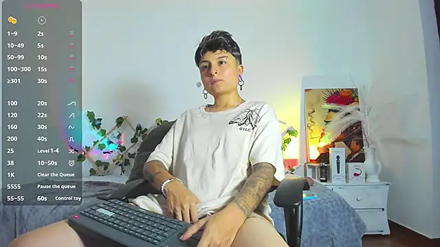 Snapshot of ZuryRamirez_ chatting on 03.07.25 ZuryRamirez  online show from 03.07.25