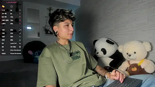 Snapshot of ZuryRamirez_ chatting on 09.14.25 ZuryRamirez  online show from 09.14.25