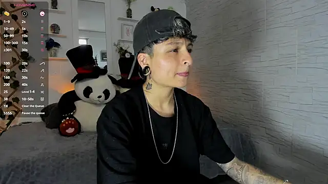 Snapshot of ZuryRamirez_ chatting on 09.20.25 ZuryRamirez  online show from 09.20.25