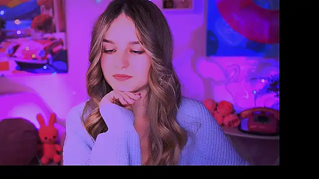 Snapshot of DeboraLarson chatting on 02.05.25 DeboraLarson online show from 02.05.25