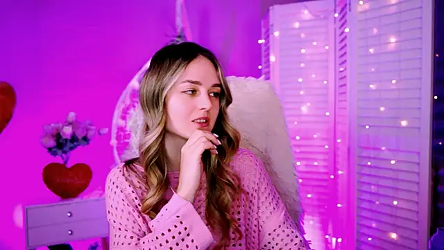 Snapshot of DeboraLarson chatting on 02.26.25 DeboraLarson online show from 02.26.25