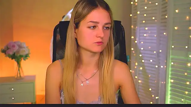 DeboraLarson online show from 06.29.26