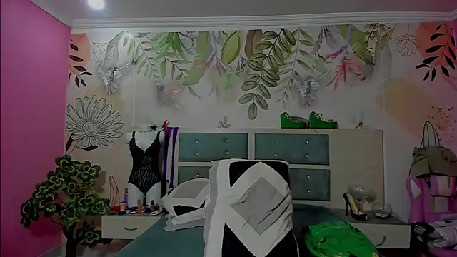 bigblackhotx1 online show from 02.04.26