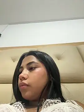 Snapshot of darsha_90 chatting on 12.18.25 darsha 90 online show from 12.18.25