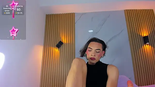 Snapshot of miss_Ari chatting on 12.11.24 miss Ari online show from 12.11.24