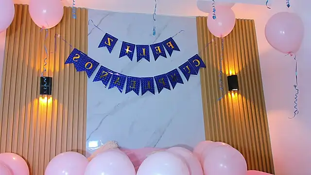 Snapshot of miss_Ari chatting on 12.28.24 miss Ari online show from 12.28.24