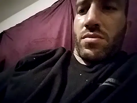 Snapshot of workhard87 chatting on 12.25.24 workhard87 online show from 12.25.24