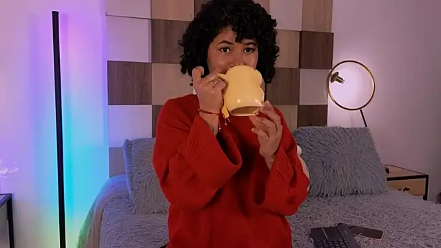 Snapshot of Adele_Carter_ chatting on 11.05.25 Adele Carter online show from 11.05.25