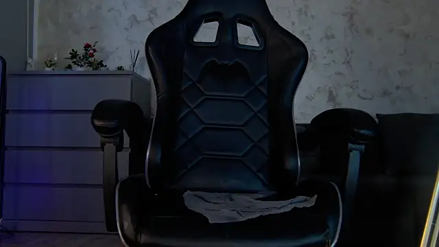 Snapshot of Ivy_belle chatting on 02.17.25 Ivy belle online show from 02.17.25