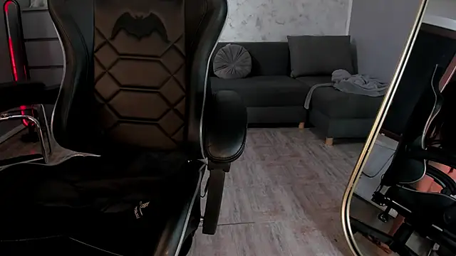 Snapshot of Ivy_belle chatting on 02.18.25 Ivy belle online show from 02.18.25