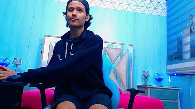 Snapshot of andy_staar chatting on 09.27.25 andy staar online show from 09.27.25