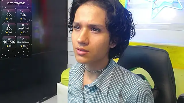 Snapshot of andy_staar chatting on 11.04.25 andy staar online show from 11.04.25