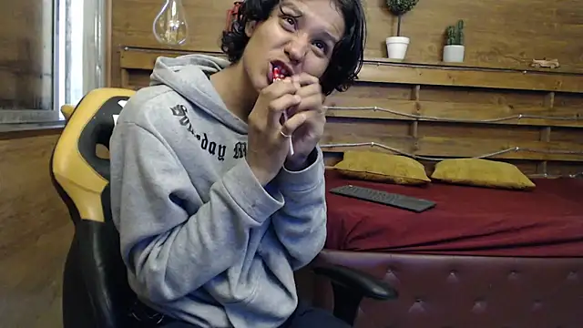 Snapshot of andy_staar chatting on 11.20.25 andy staar online show from 11.20.25