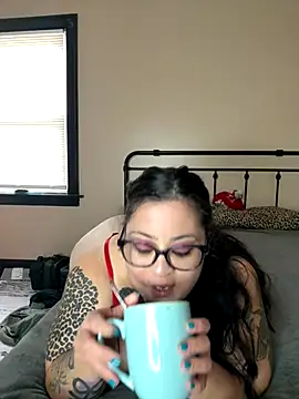 tillymarie34 online show from 09.23.25