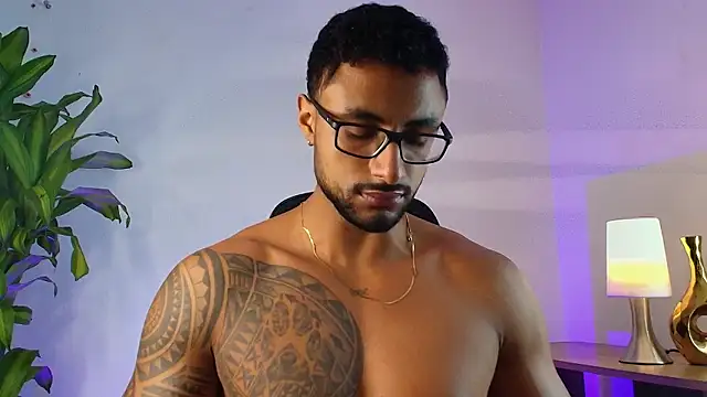 LiamGarcia1 online show from 01.12.26