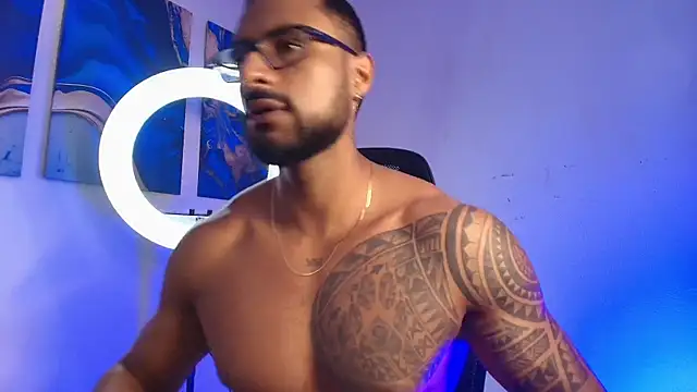 LiamGarcia1 online show from 02.28.26