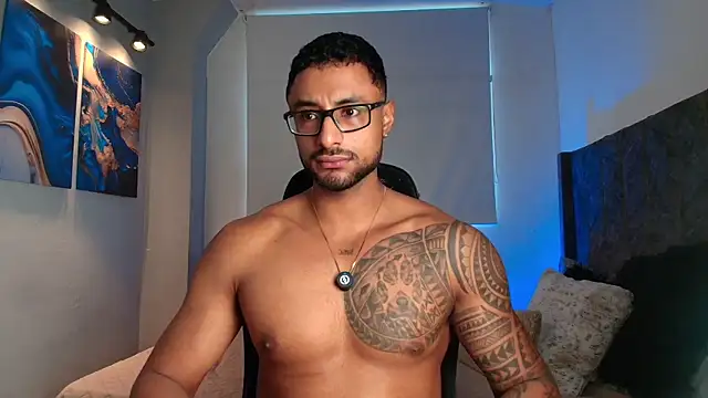LiamGarcia1 online show from 05.14.26