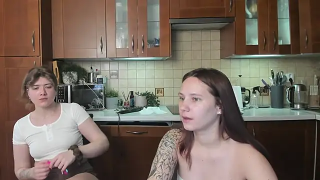 HotCaramellsTV online show from 06.26.26