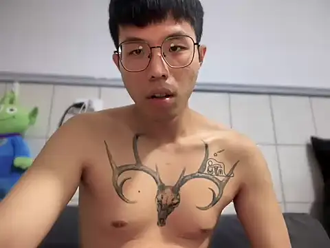 pengpeng 0310 online show from 12.29.24