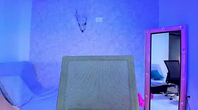 Snapshot of Kerverr_ chatting on 12.28.24 Kerverr online show from 12.28.24