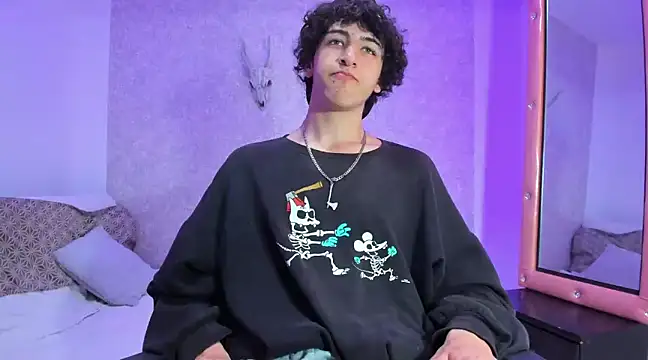 Snapshot of Kerverr_ chatting on 01.14.25 Kerverr online show from 01.14.25