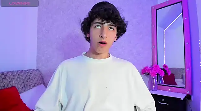 Snapshot of Kerverr_ chatting on 01.15.25 Kerverr online show from 01.15.25