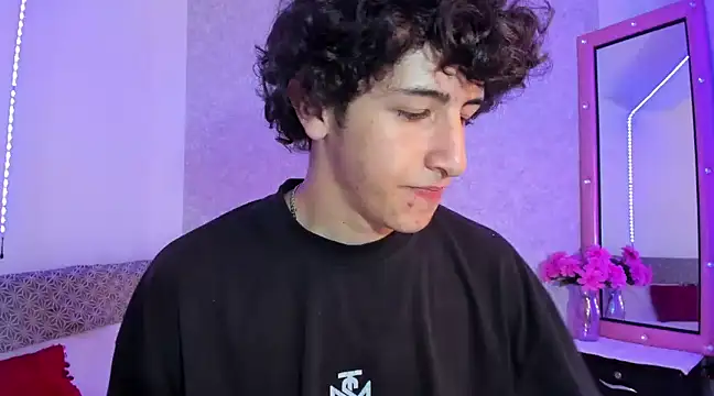 Snapshot of Kerverr_ chatting on 01.16.25 Kerverr online show from 01.16.25