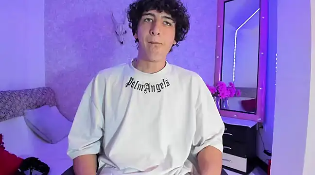 Snapshot of Kerverr_ chatting on 01.16.25 Kerverr online show from 01.16.25