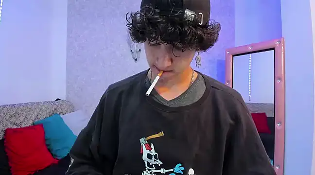 Snapshot of Kerverr_ chatting on 02.06.25 Kerverr online show from 02.06.25