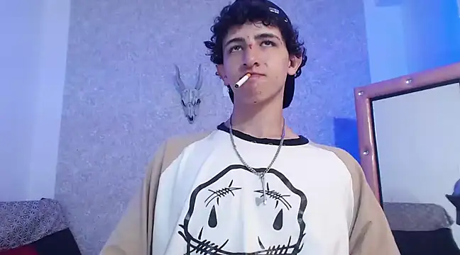 Snapshot of Kerverr_ chatting on 02.16.25 Kerverr online show from 02.16.25