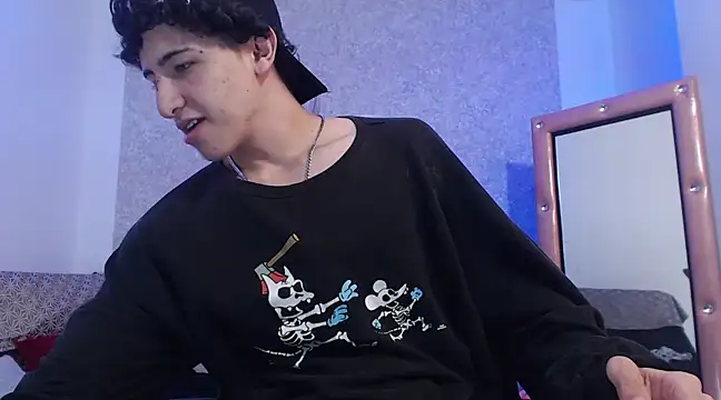 Snapshot of Kerverr_ chatting on 02.17.25 Kerverr online show from 02.17.25