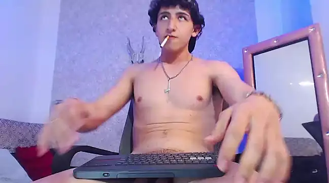 Snapshot of Kerverr_ chatting on 02.19.25 Kerverr online show from 02.19.25