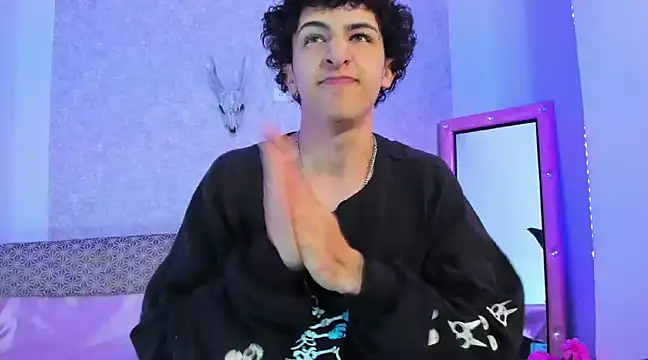 Snapshot of Kerverr_ chatting on 03.06.25 Kerverr online show from 03.06.25