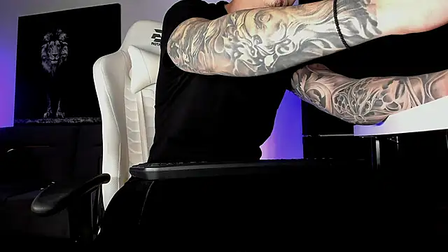 uptomatty online show from 10.30.25