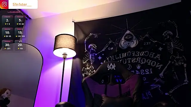 Melanie Nyx online show from 02.05.26