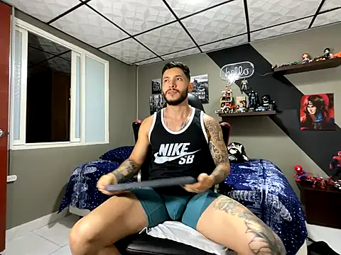 marcel crawford96 online show from 10.10.25