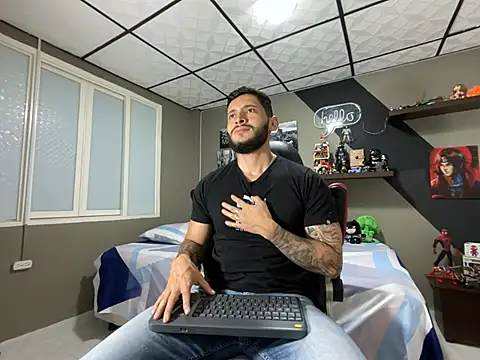 marcel crawford96 online show from 03.25.26