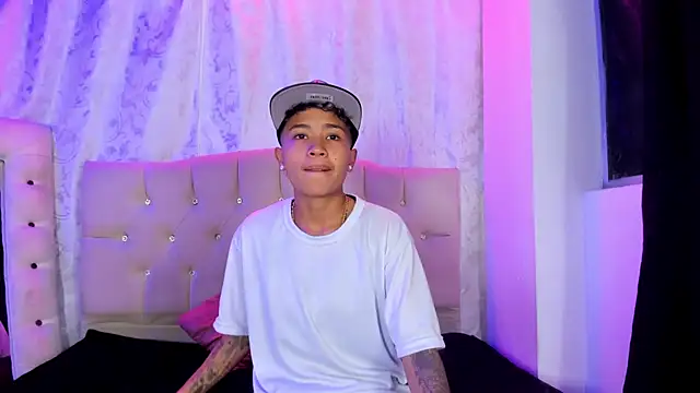 nova sex01 online show from 11.26.25