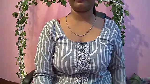 Pari-new online show from 03.08.25