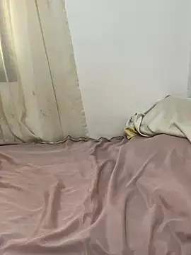 Jecy bee online show from 11.16.25