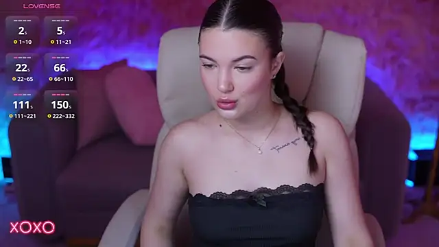 YourLolaBunny online show from 05.18.26