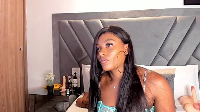 Snapshot of brenda_nova18 chatting on 11.13.25 brenda nova18 online show from 11.13.25