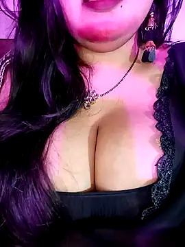 Snapshot of Suhanakhan00 chatting on 01.12.26 Suhanakhan00 online show from 01.12.26