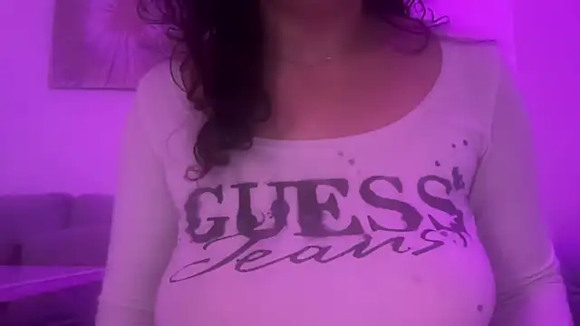 Snapshot of Serena_4you chatting on 10.21.25 Serena 4you online show from 10.21.25